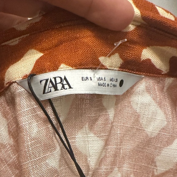 Zara Relaxed Crop Blouse in Brown and Orange with Notched Collar - Picture 7 of 14